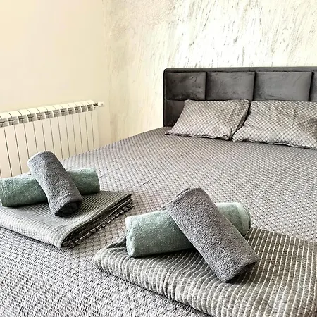 River Sight - Bw Simphony 公寓