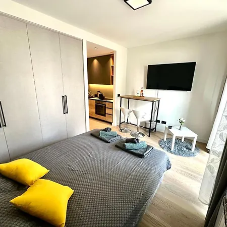 River Sight - Bw Simphony Belgrado