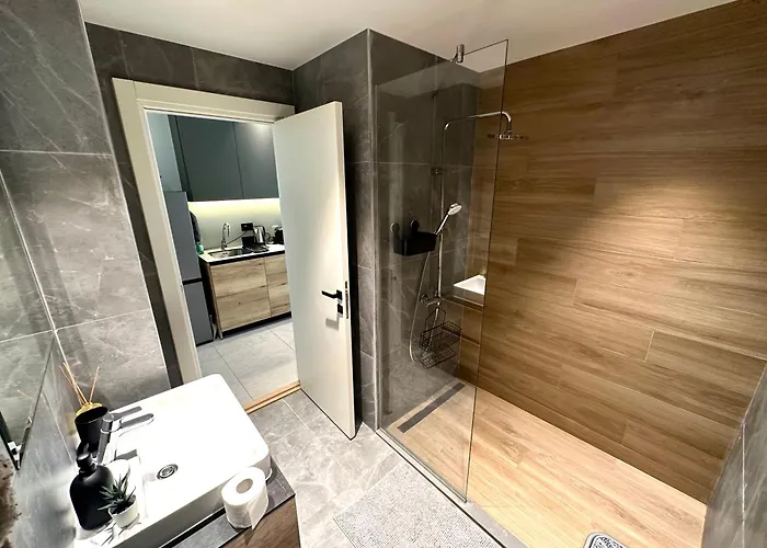 River Sight - Bw Simphony *