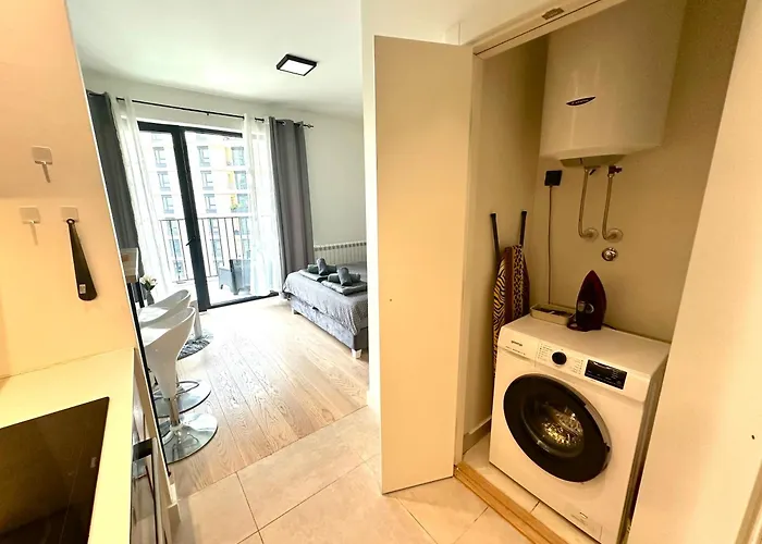 River Sight - Bw Simphony *